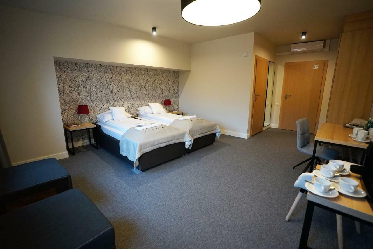 Kamienica Nr 6 Aparthotel Aleksandrów Łódzki Εξωτερικό φωτογραφία